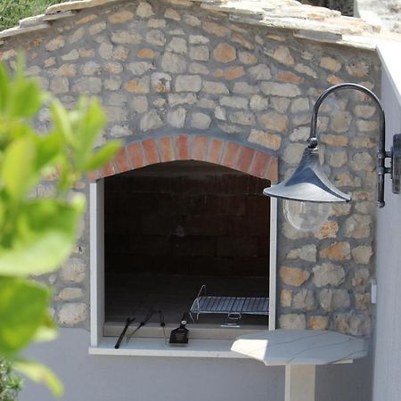 Vacation Home Meri Mirce Exterior foto